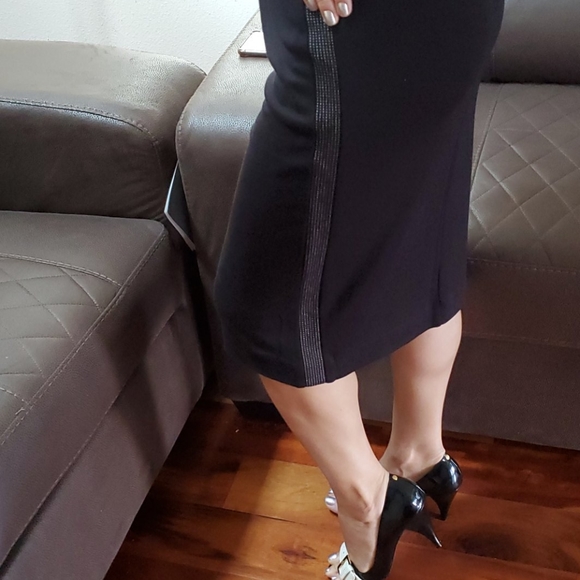 Ann Taylor Dresses & Skirts - NWT Ann Taylor Black Pencil Skirt